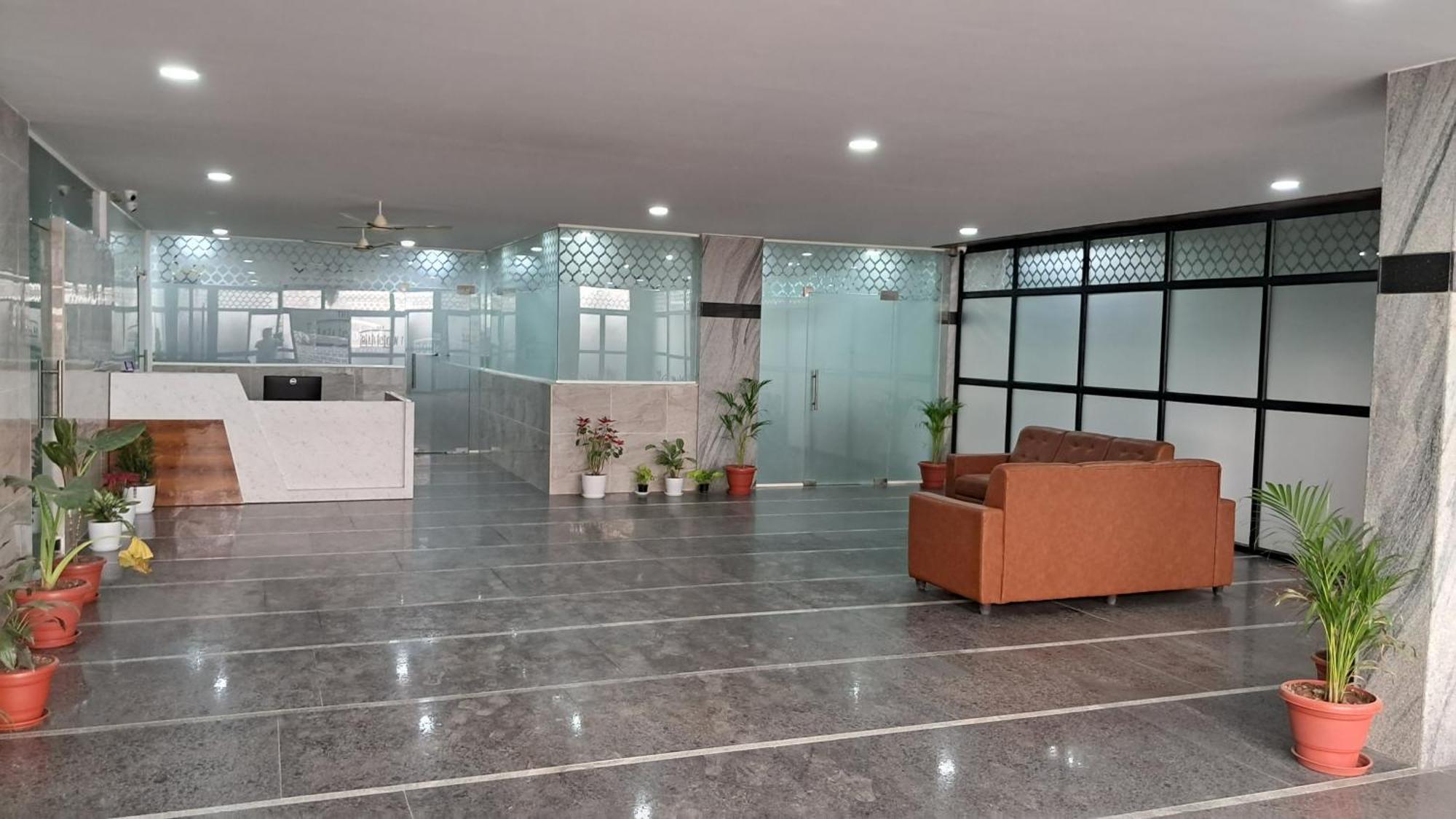 Hotel The Balcony Hyderabad